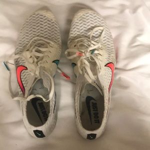 Nike Mamba V. Men’s 7. Worn for one track season